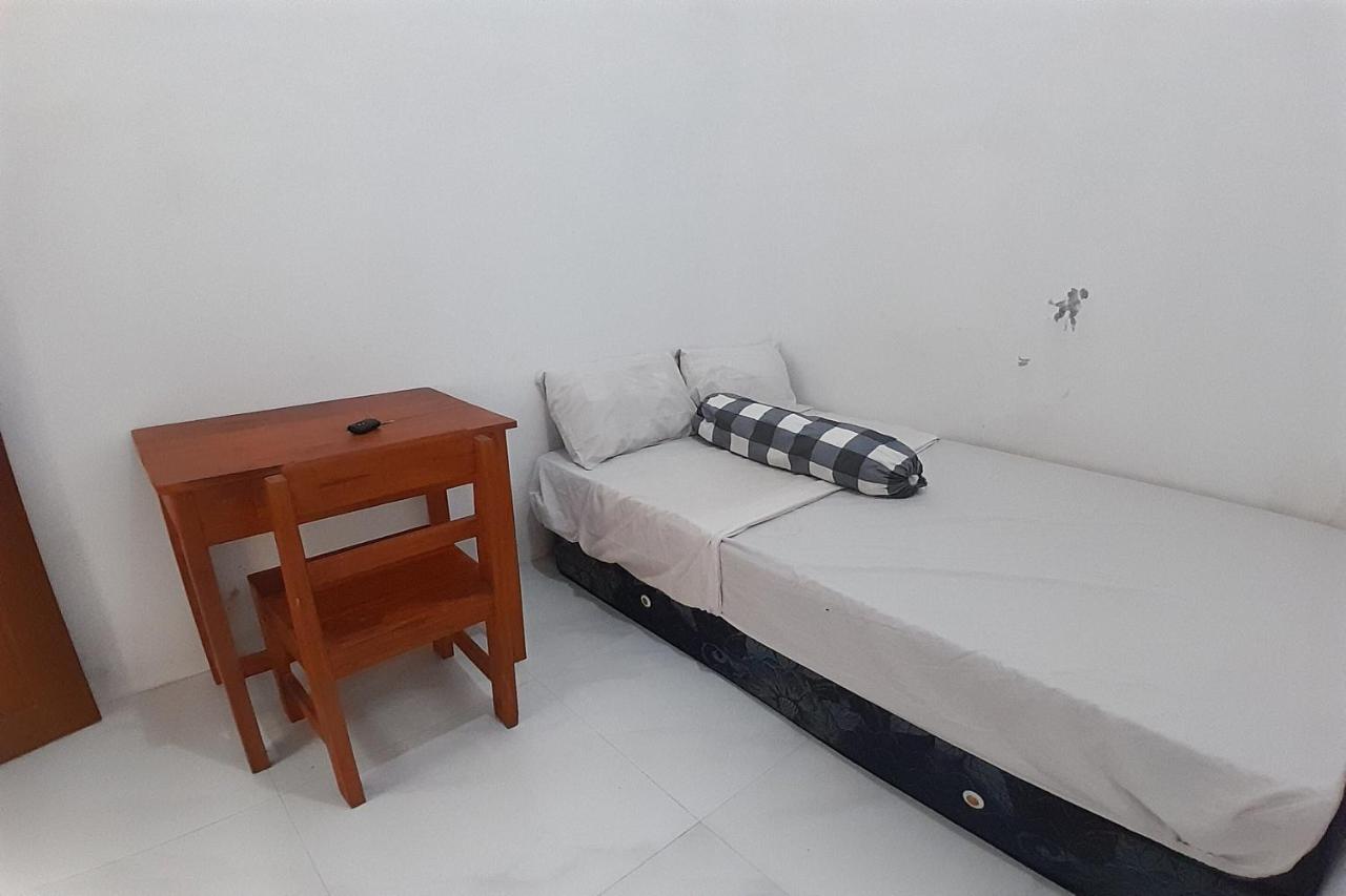 Spot On 93410 Wisma Bintang Jepara Eksteriør bilde
